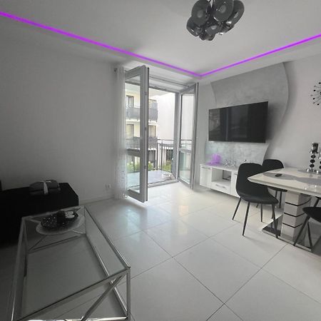 Apartament Z Kuchnia Dla 4 Osob W Centrum Bydgoszczy Mbella エクステリア 写真