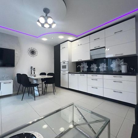 Apartament Z Kuchnia Dla 4 Osob W Centrum Bydgoszczy Mbella エクステリア 写真