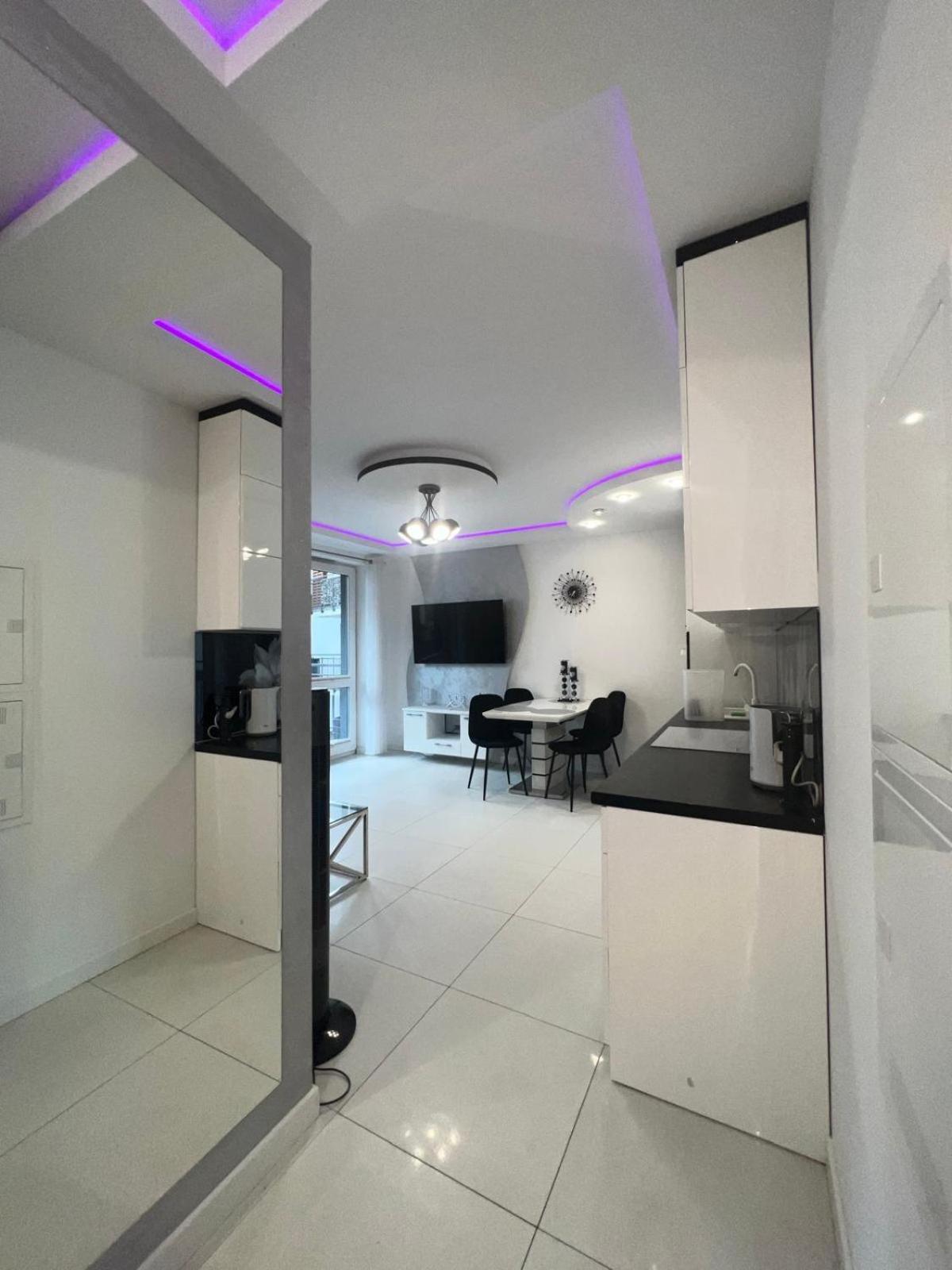 Apartament Z Kuchnia Dla 4 Osob W Centrum Bydgoszczy Mbella エクステリア 写真